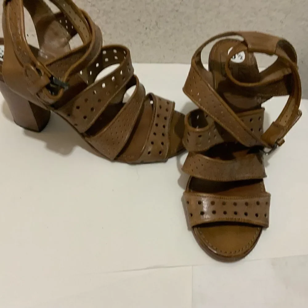 Pantanetti leather strappy ankle strap sandals shoes women's 6.5
